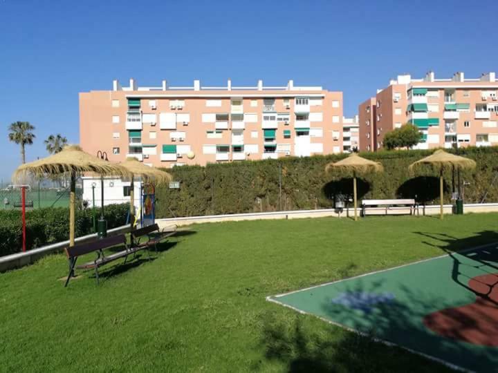 Primera Linea De Playa. Magnifica Urbanizacion Apartment La Cala Del Moral Exterior photo